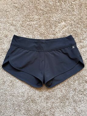 Hurley women’s phantom black swim shorts small like new